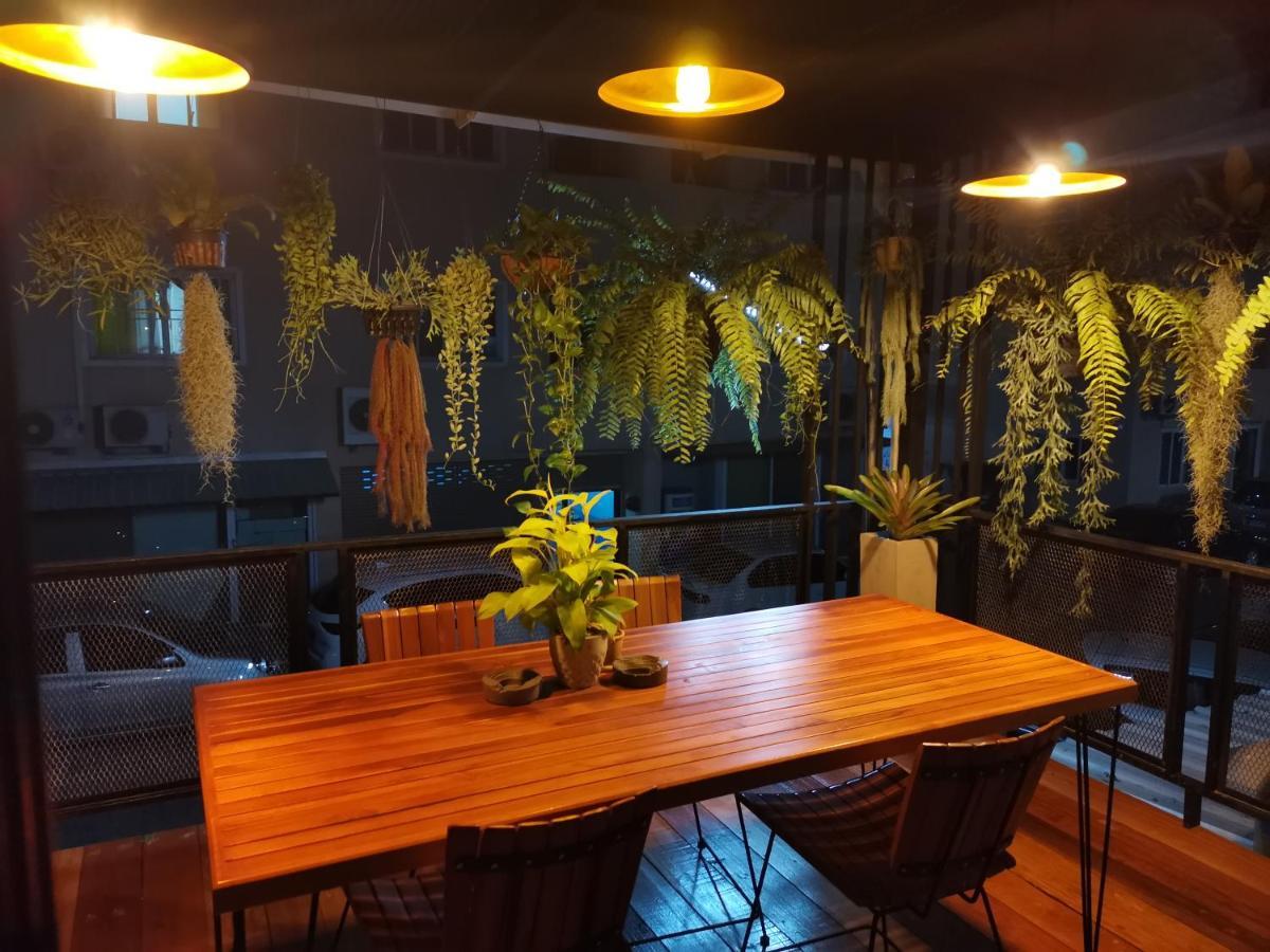 A Pousada Tree​ For​ Rest​ Poshtel Banguecoque Exterior foto