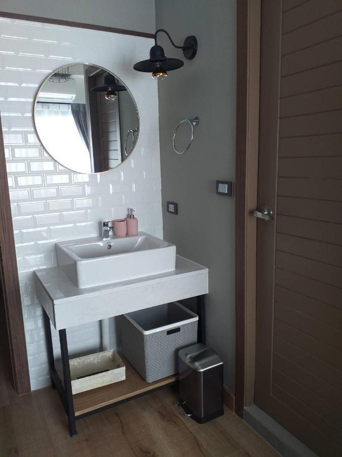 A Pousada Tree​ For​ Rest​ Poshtel Banguecoque Exterior foto